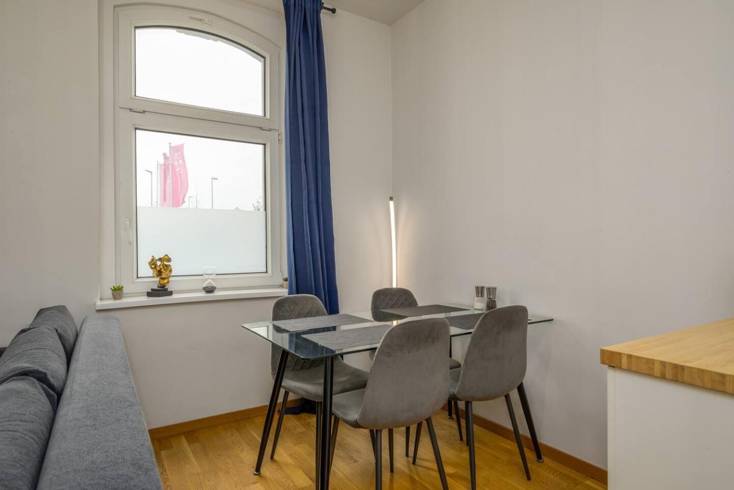 Arbio I Retro Apart Near Leipzig Hauptbahnhof Buitenkant foto