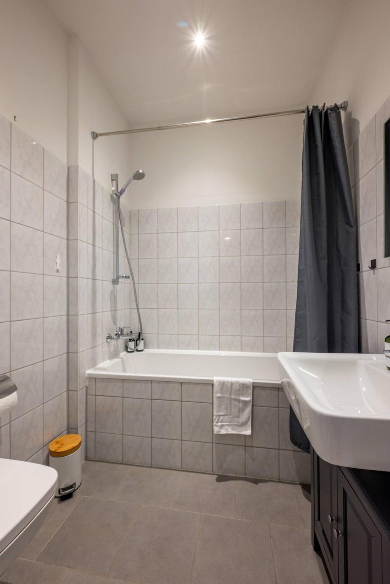 Arbio I Retro Apart Near Leipzig Hauptbahnhof Buitenkant foto