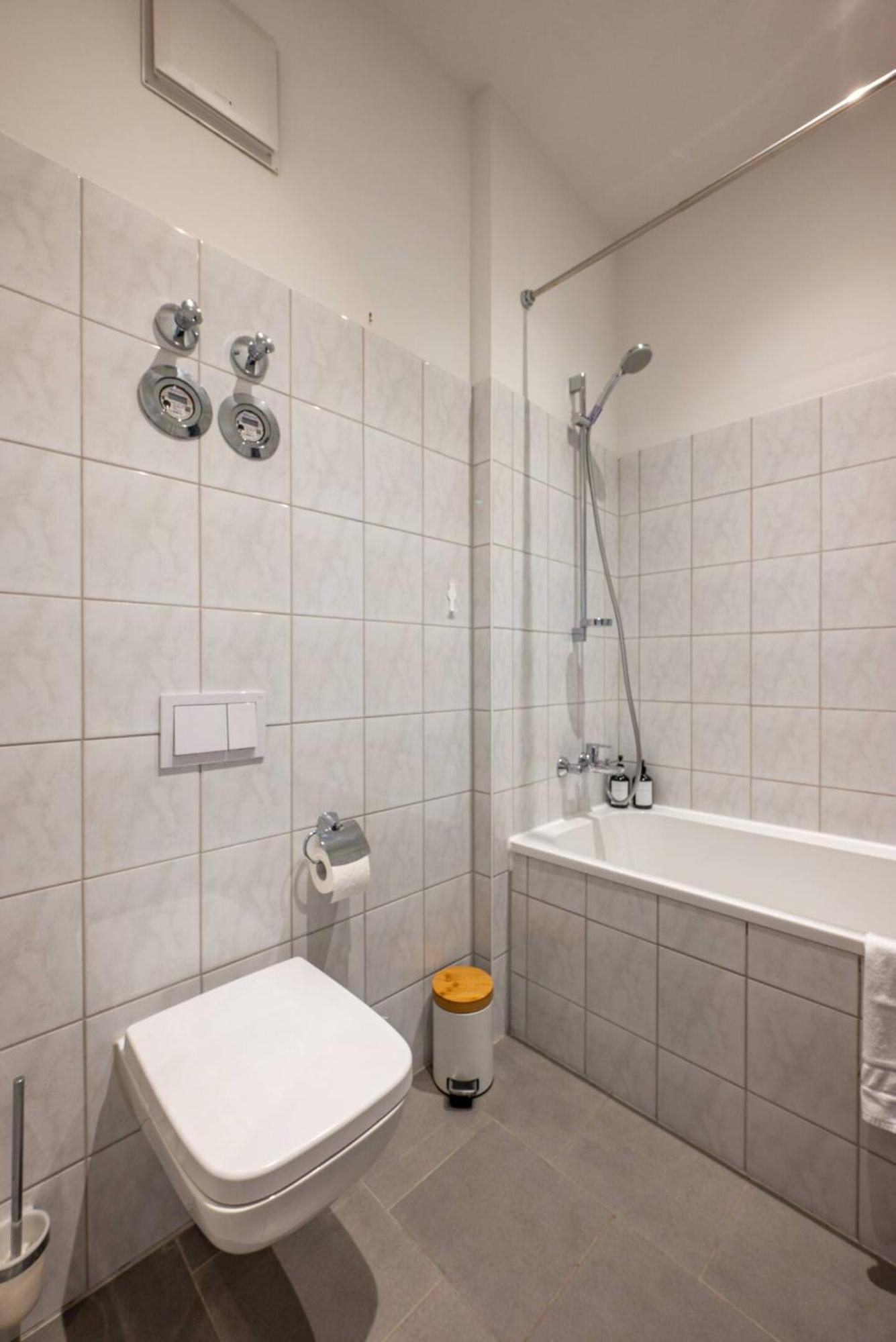 Arbio I Retro Apart Near Leipzig Hauptbahnhof Buitenkant foto