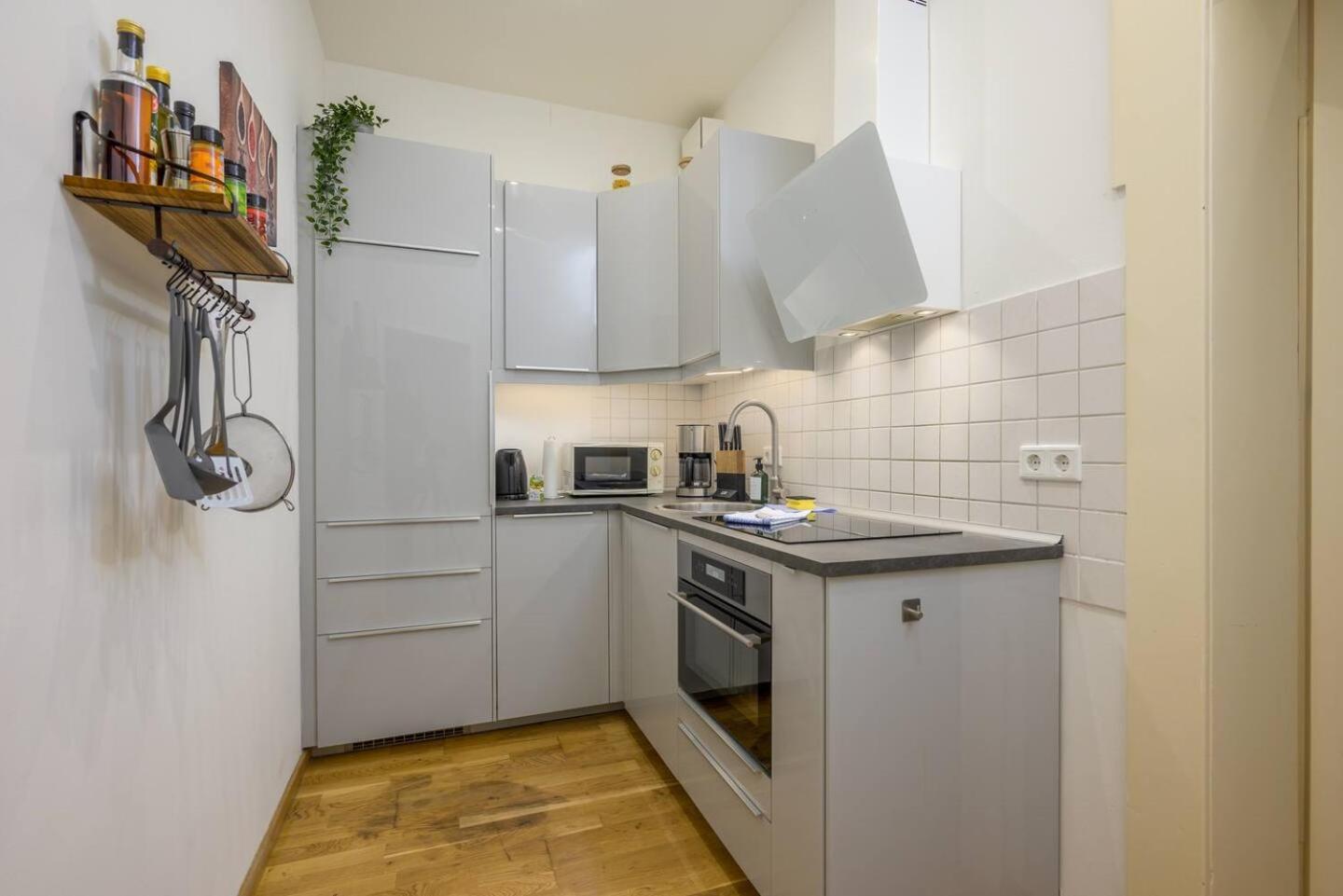Arbio I Retro Apart Near Leipzig Hauptbahnhof Buitenkant foto